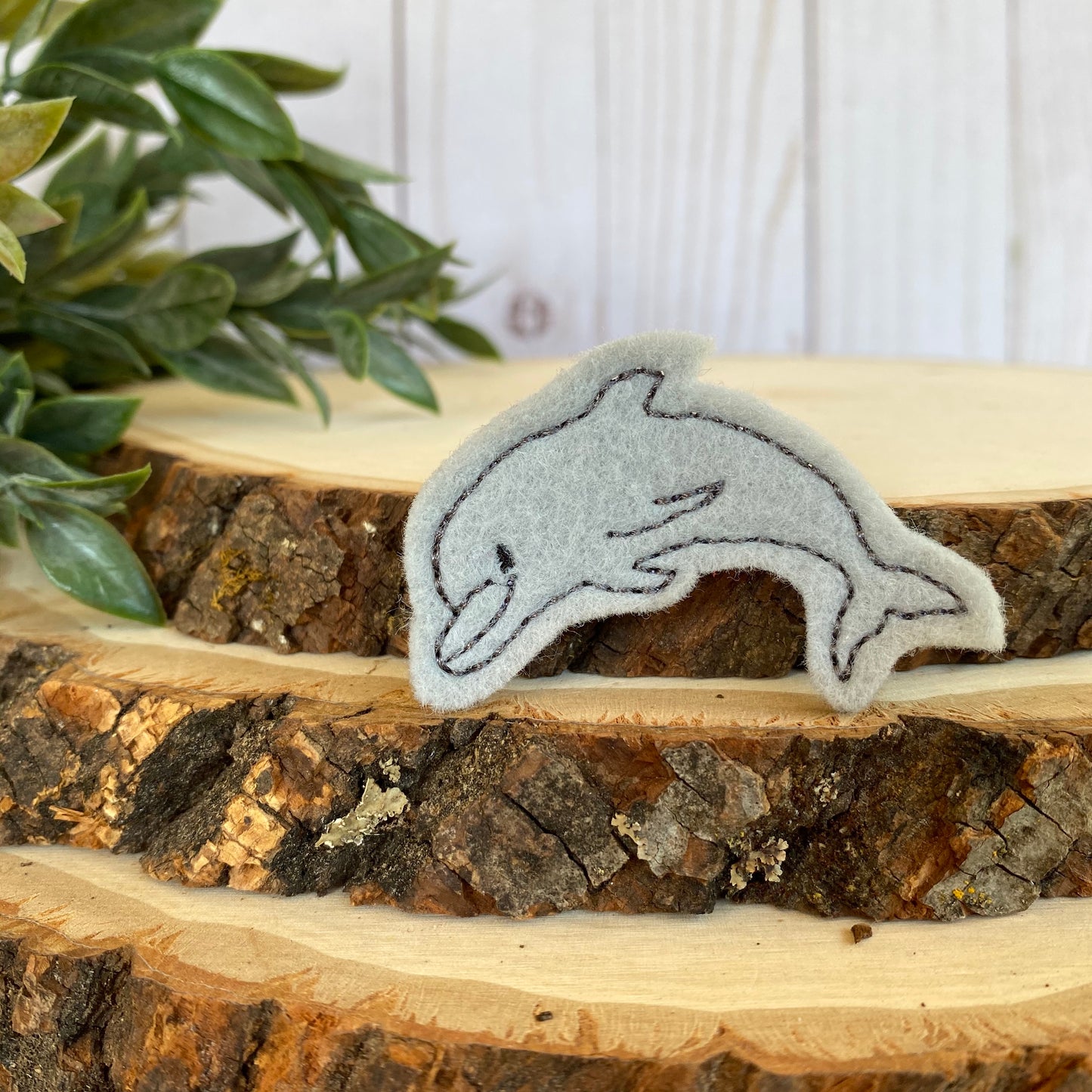 Dolphin Feltie